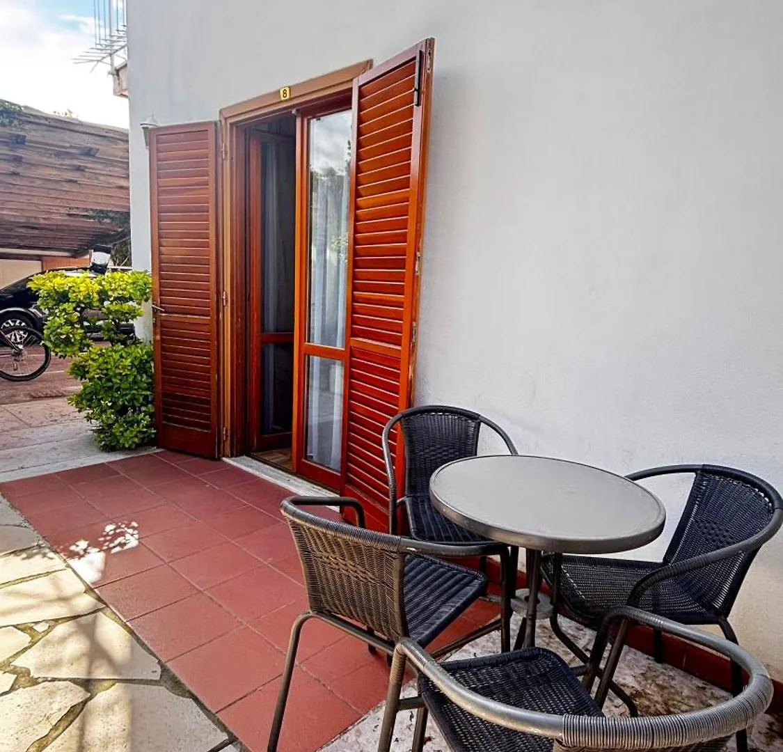 **  Hotel La Bastide Le Lavandou Frankrijk