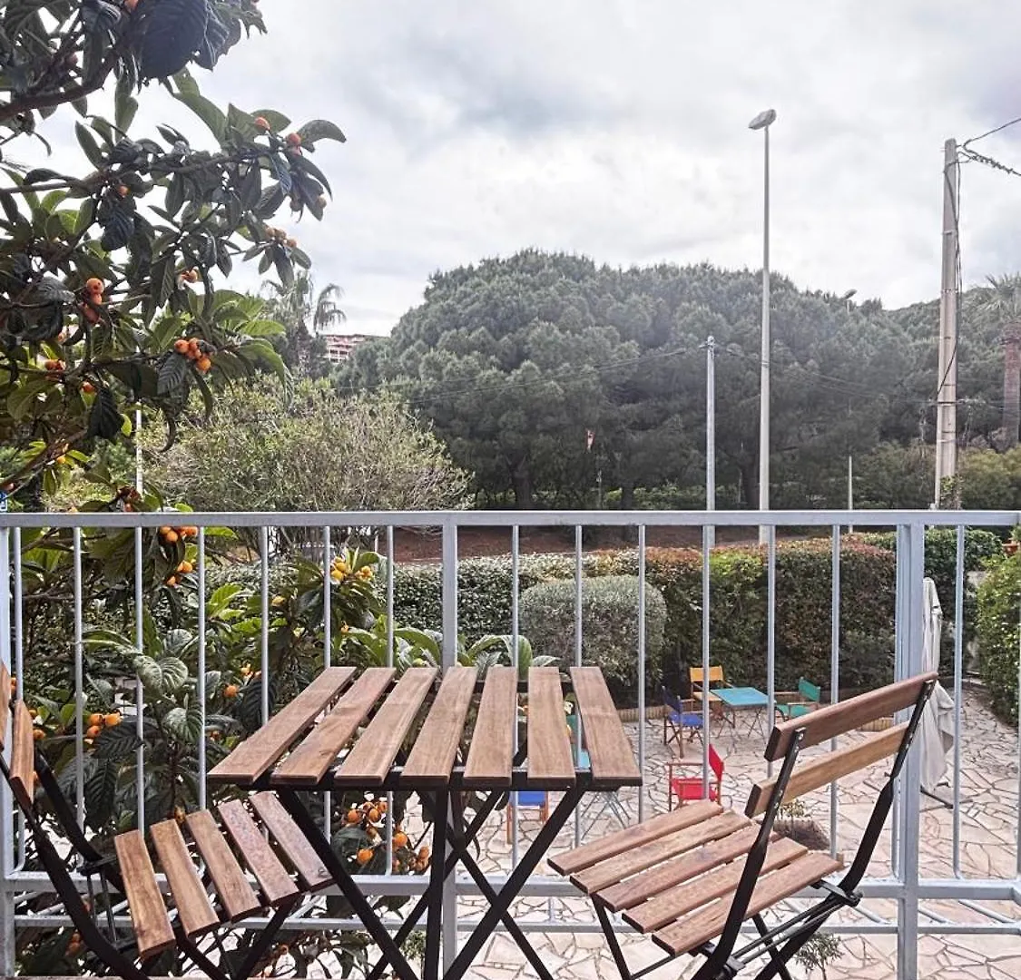 Hotel La Bastide Le Lavandou 2*,  France