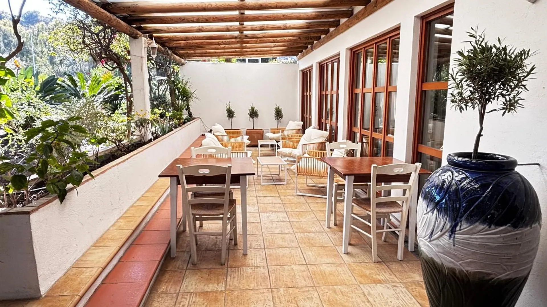 Hotel La Bastide Le Lavandou