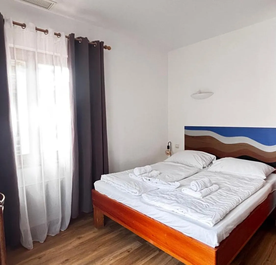 Hotel La Bastide Le Lavandou 2*,  Francia